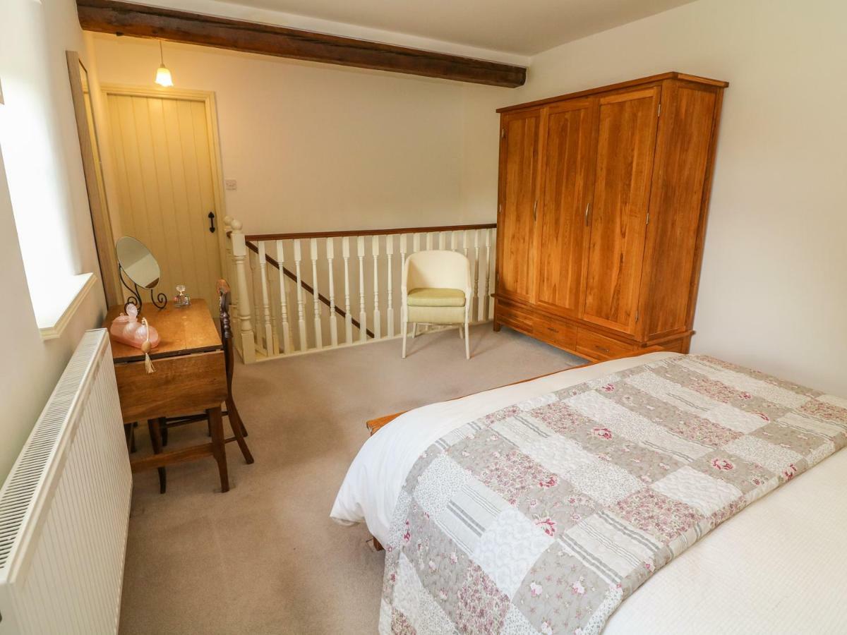 Spens Farm Cottage Lancaster Exterior photo